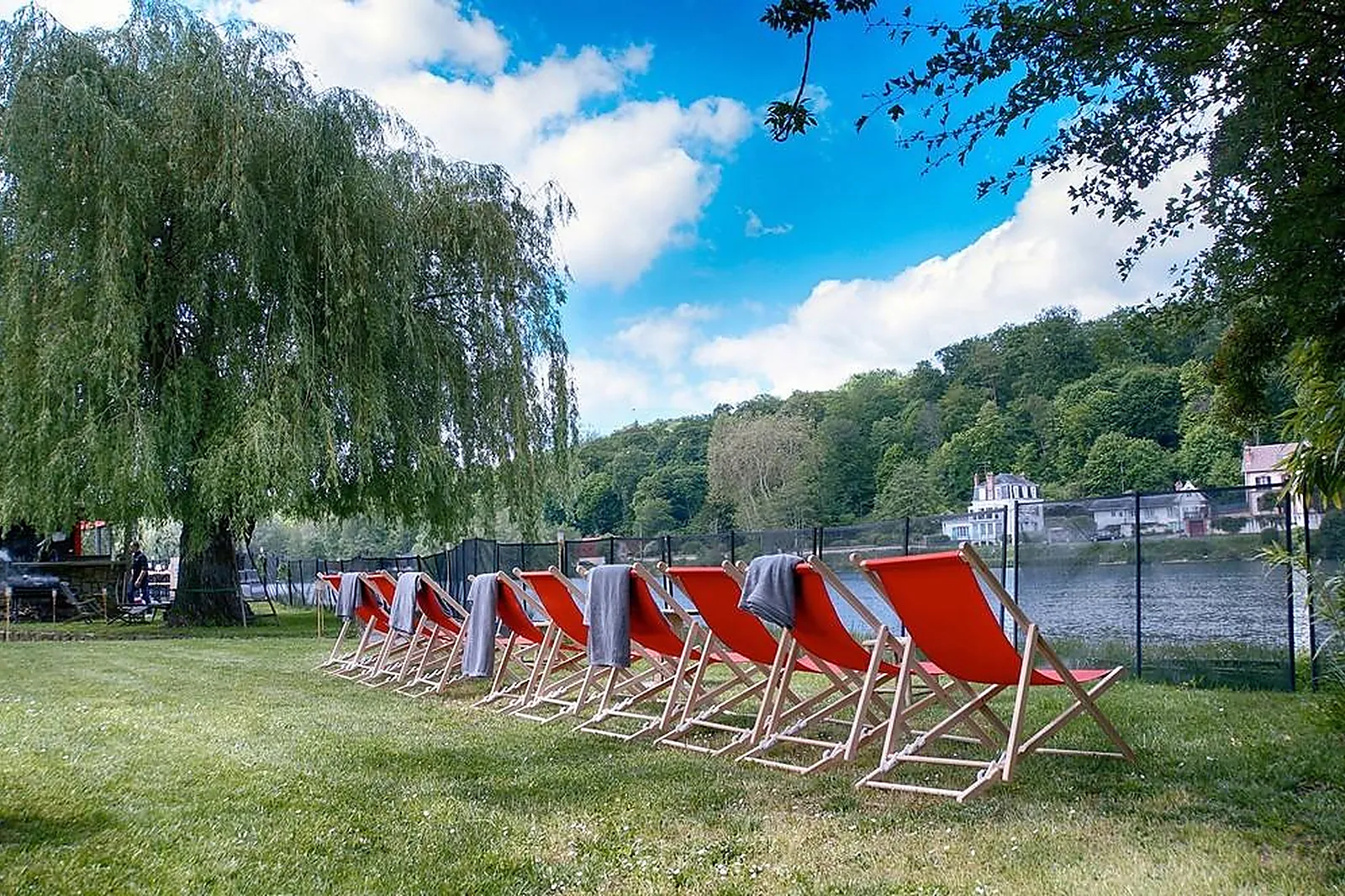 Lieux événementiels, LL&RSQUO;ILE AUX TRUITES