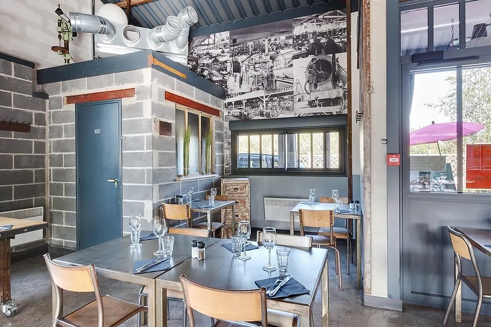 Lieux événementiels, L'INDUSTRIE