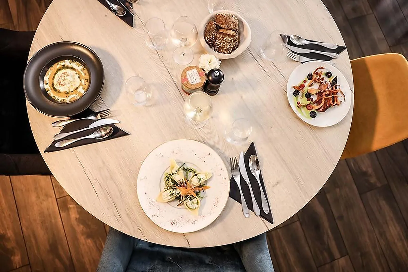 Lieux événementiels, LL&RSQUO;INITIAL