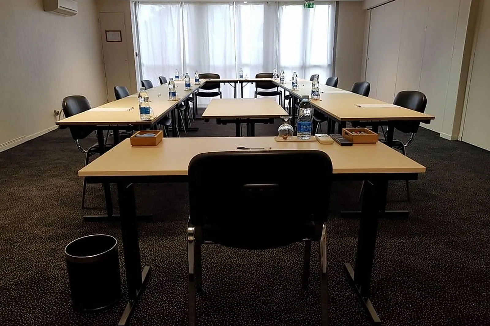 Lieux événementiels, LL&RSQUO;INITIAL