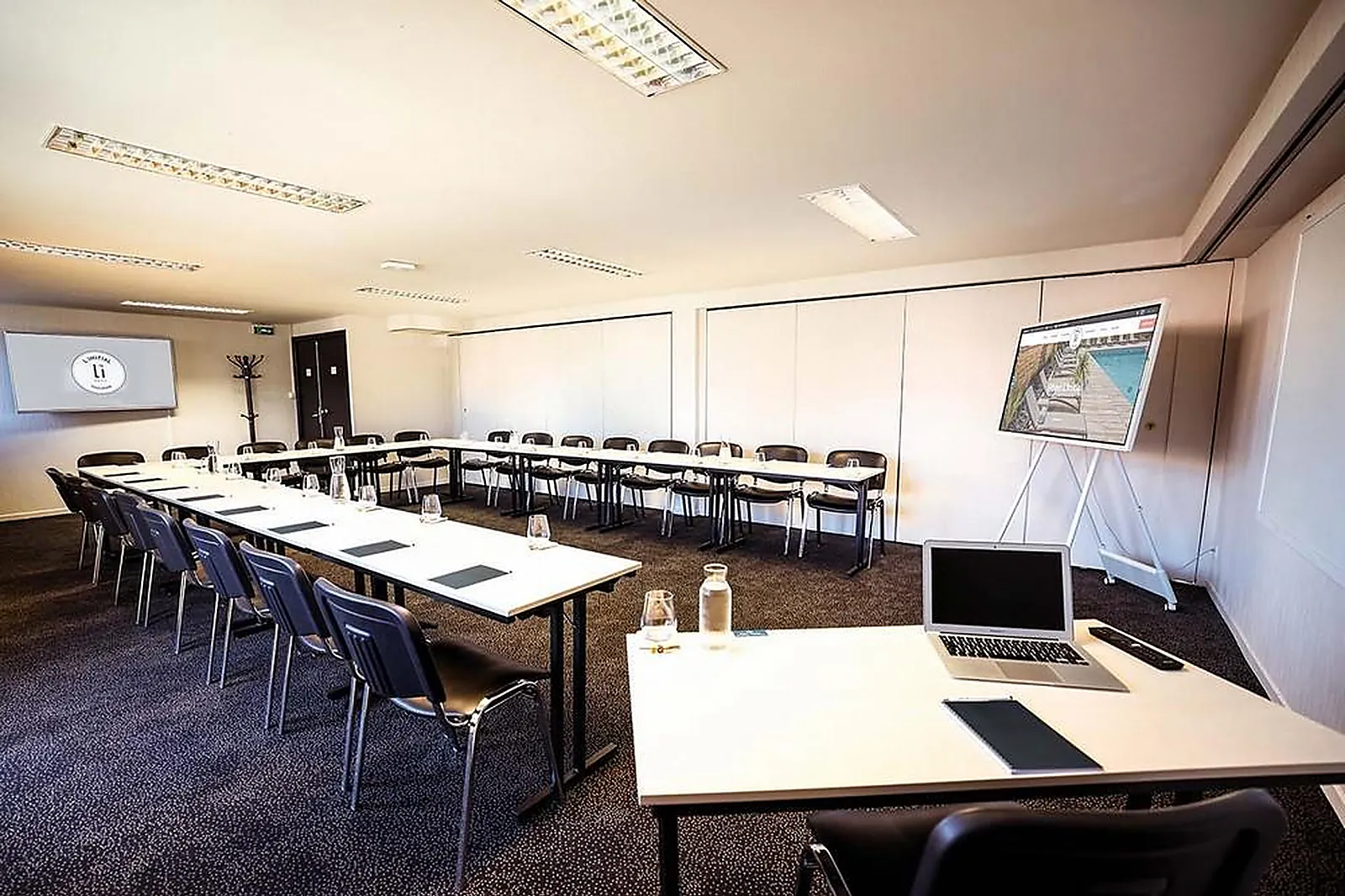 Lieux événementiels, LL&RSQUO;INITIAL