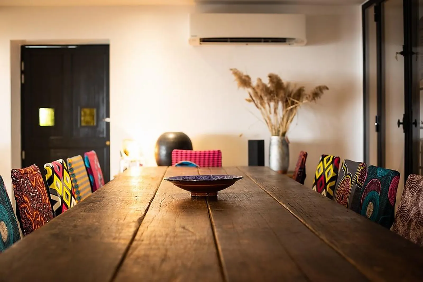 Lieux événementiels, LL&RSQUO;INSOUPÇONNÉE