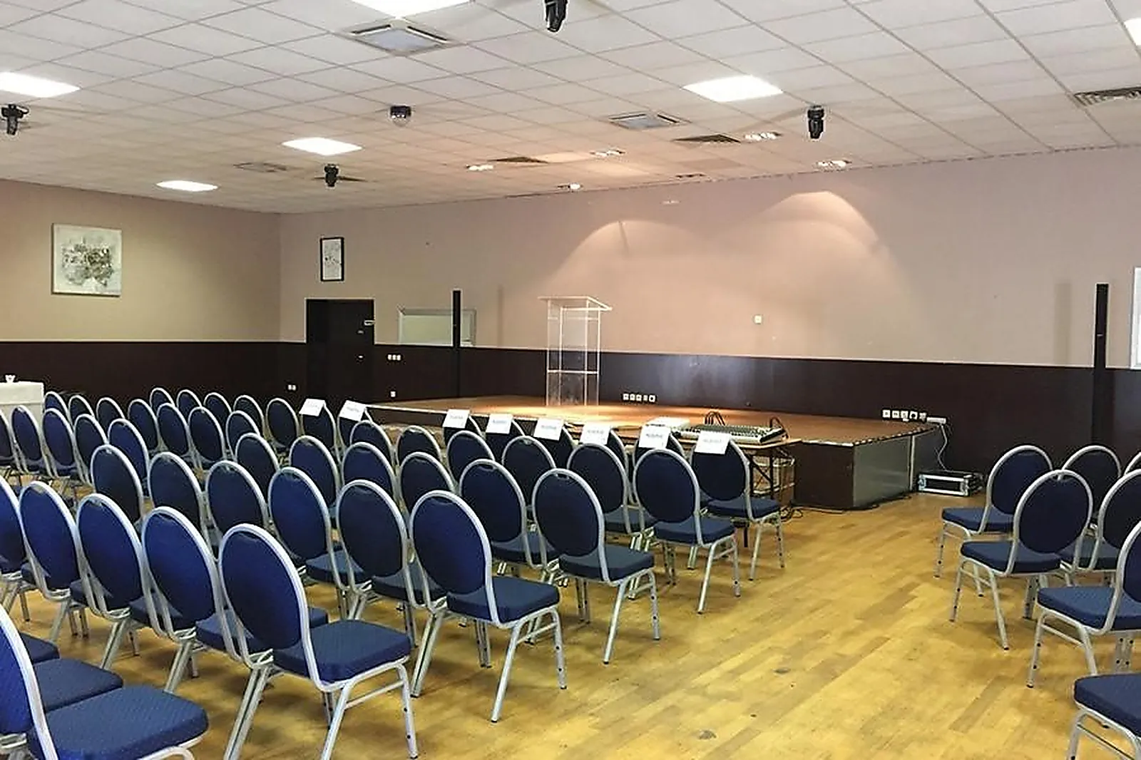 Lieux événementiels, LL&RSQUO;OASIS DE NOISY