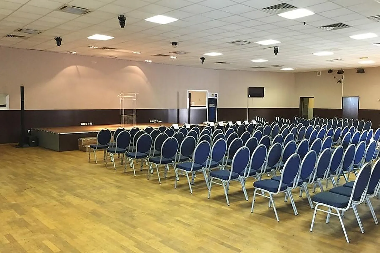 Lieux événementiels, LL&RSQUO;OASIS DE NOISY