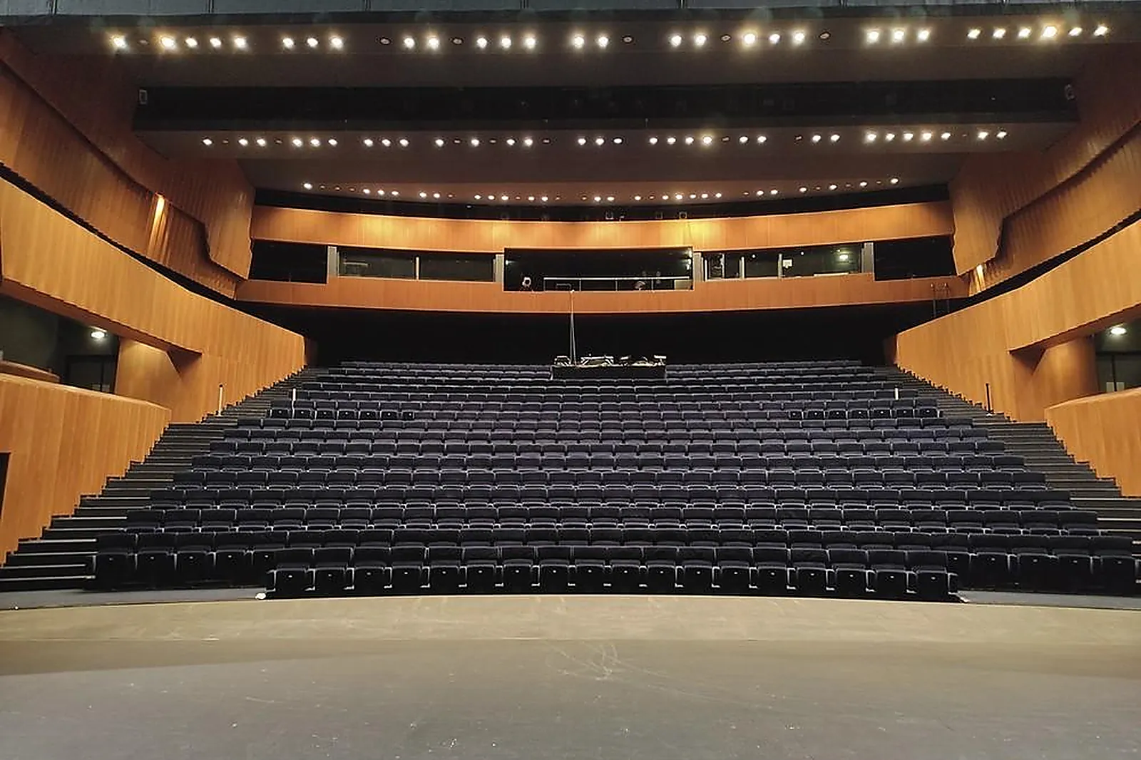 Lieux événementiels, LL&RSQUO;ONDE