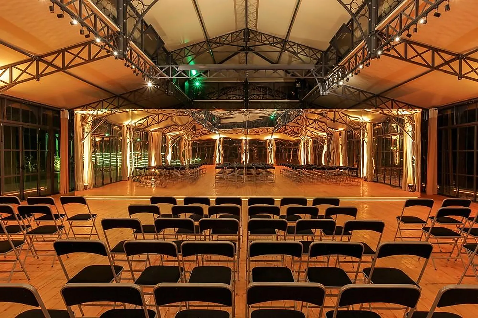 Lieux événementiels, L'ORANGERIE DU MAS