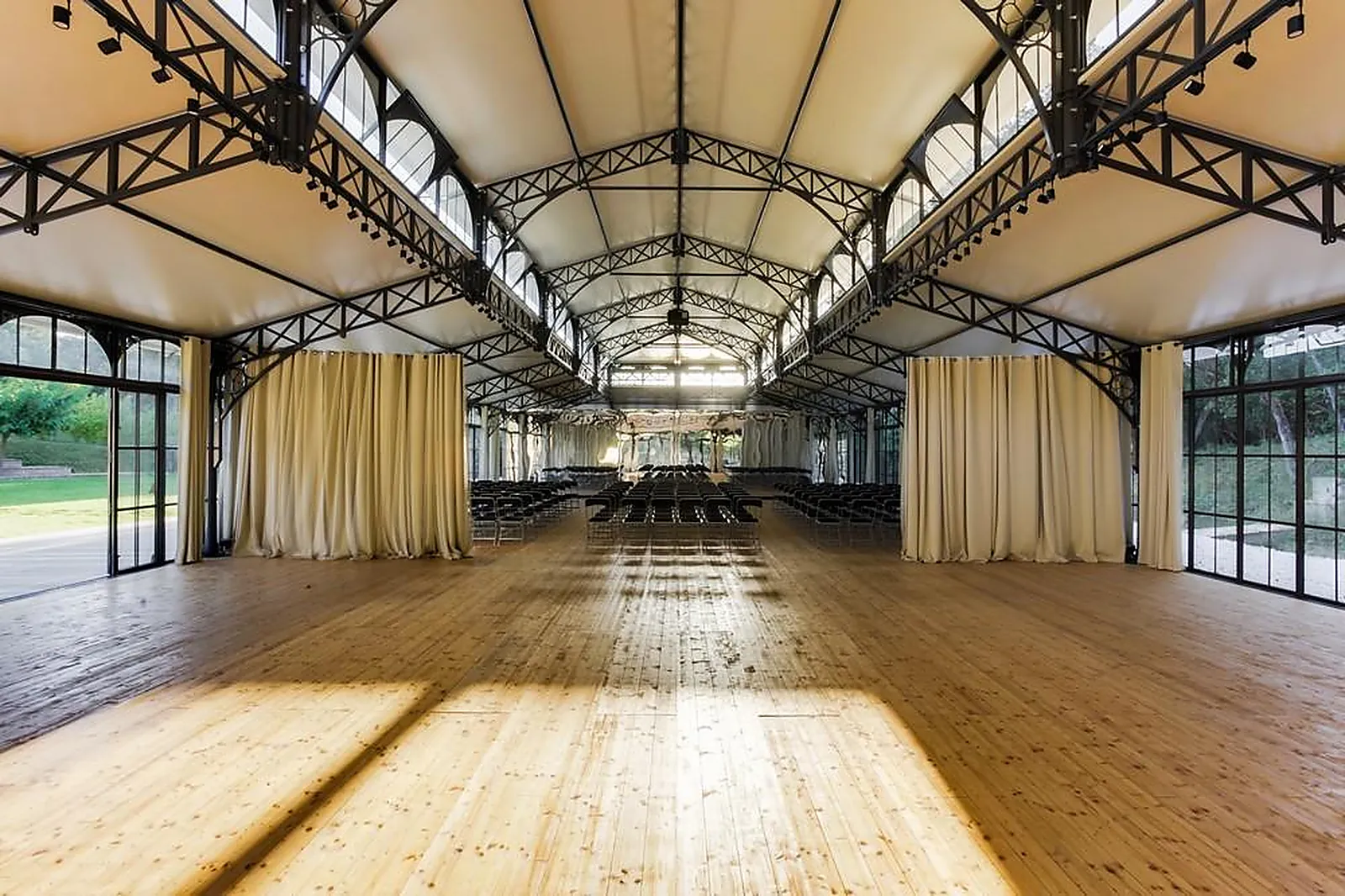 Lieux événementiels, L'ORANGERIE DU MAS