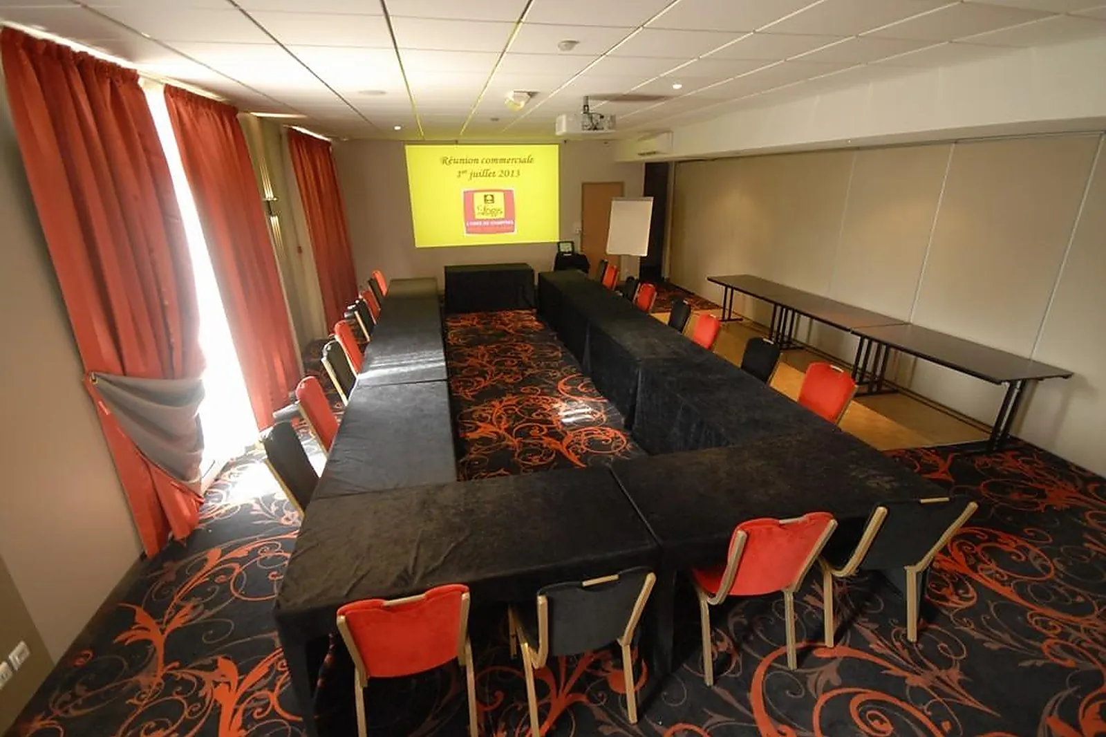 Lieux événementiels, LL&RSQUO;ORÉE DE CHARTRES