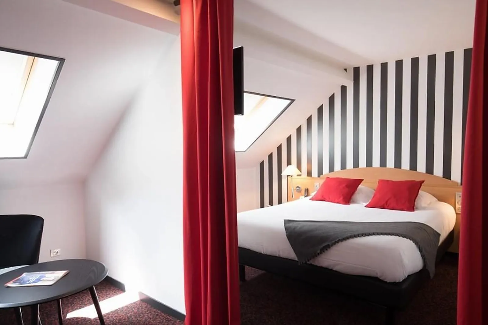 Lieux événementiels, LL&RSQUO;ORÉE DE CHARTRES