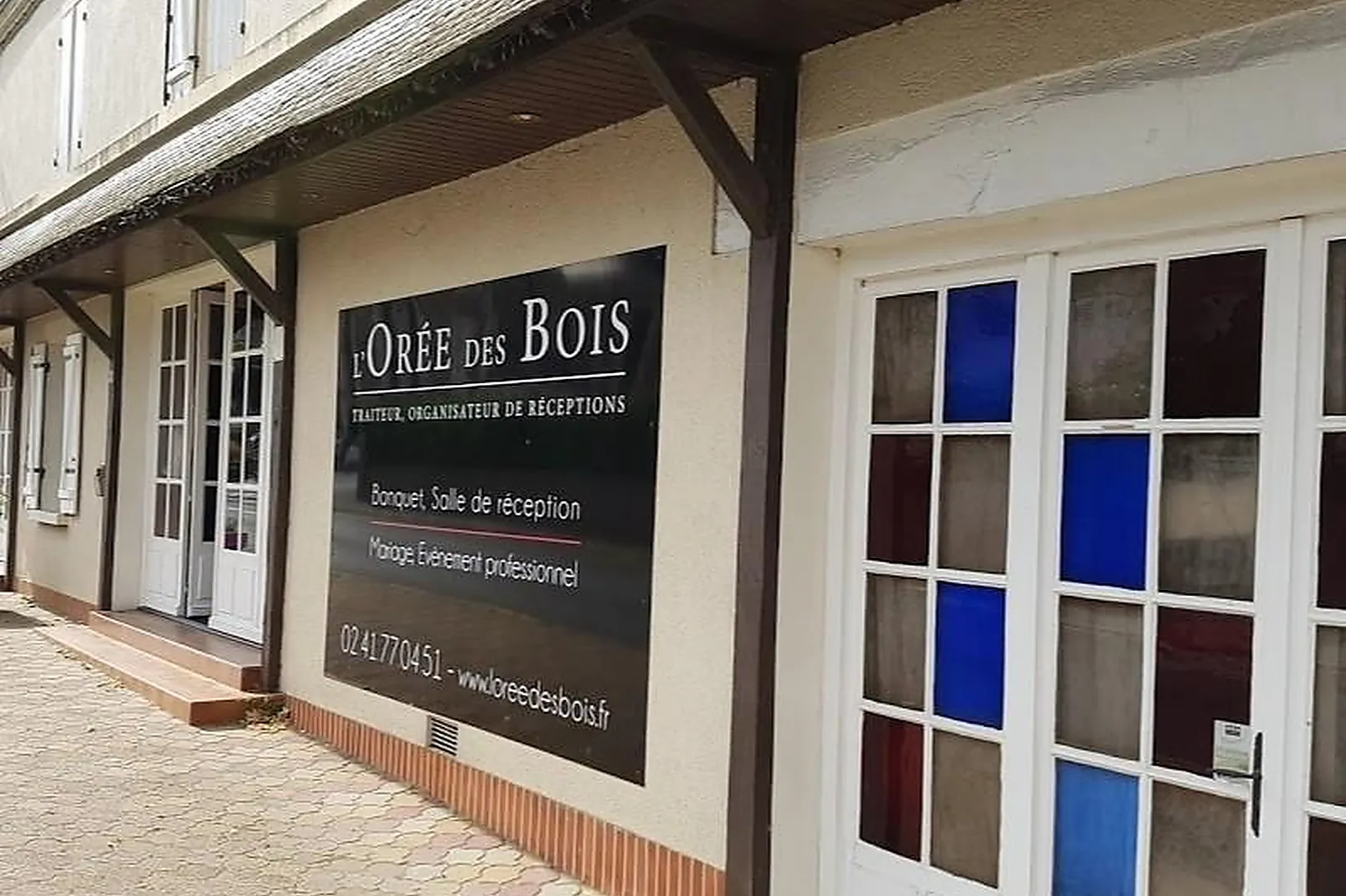 Lieux événementiels, L'ORÉE DES BOIS