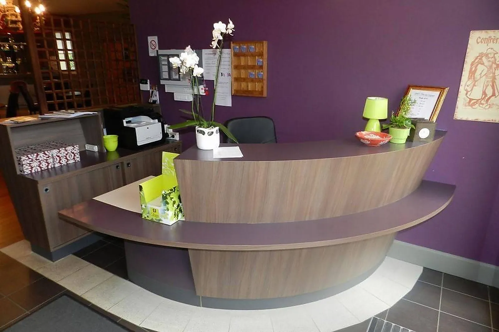 Lieux événementiels, L'ORÉE DES CHARMES