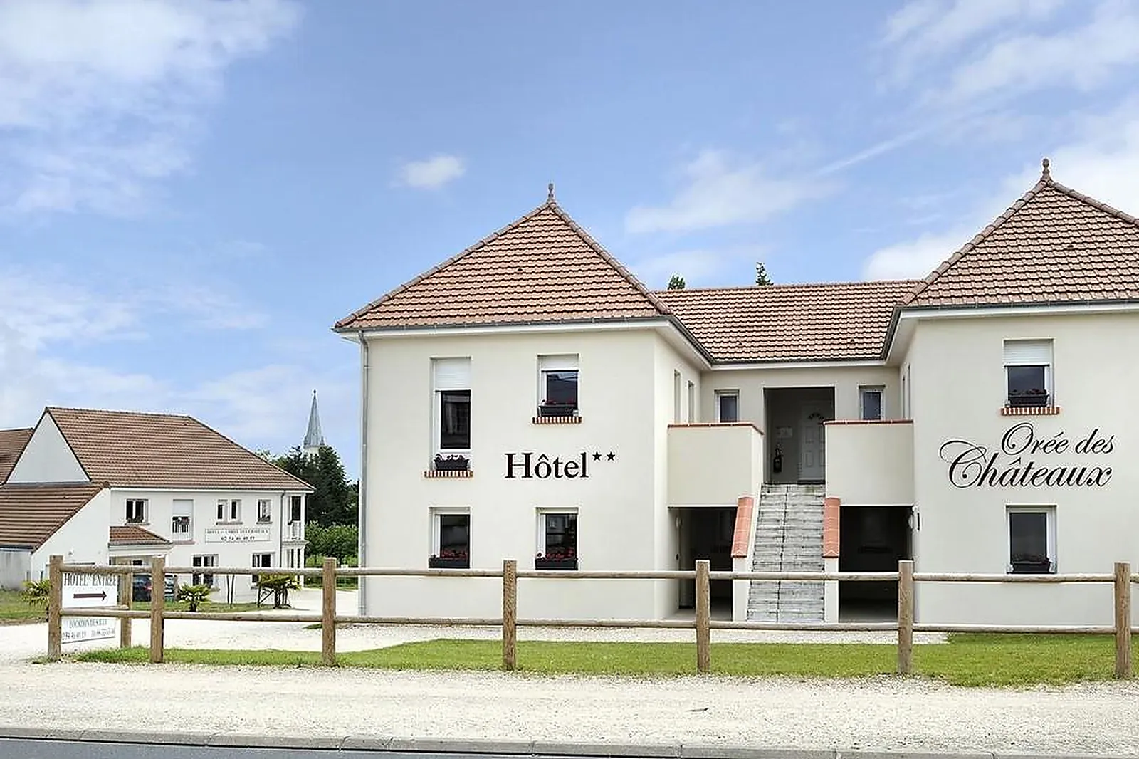 Lieux événementiels, L'ORÉE DES CHÂTEAUX