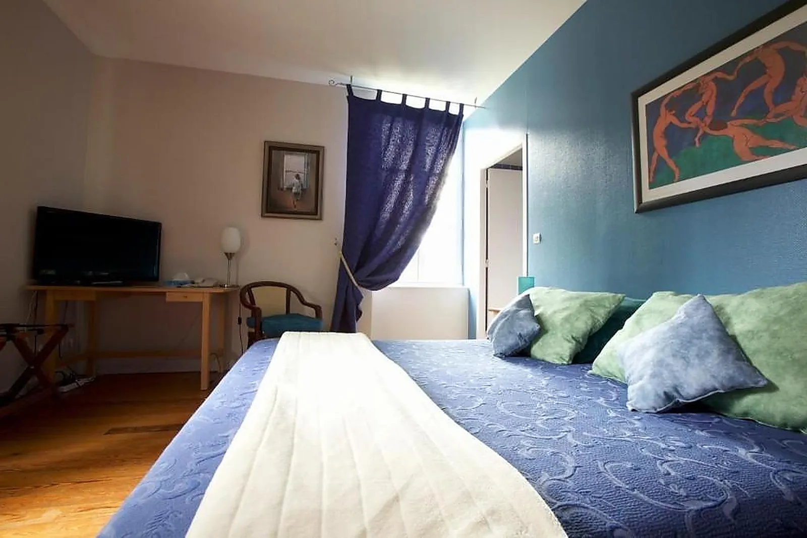 Lieux événementiels, L'ORÉE DU CHÂTEAU