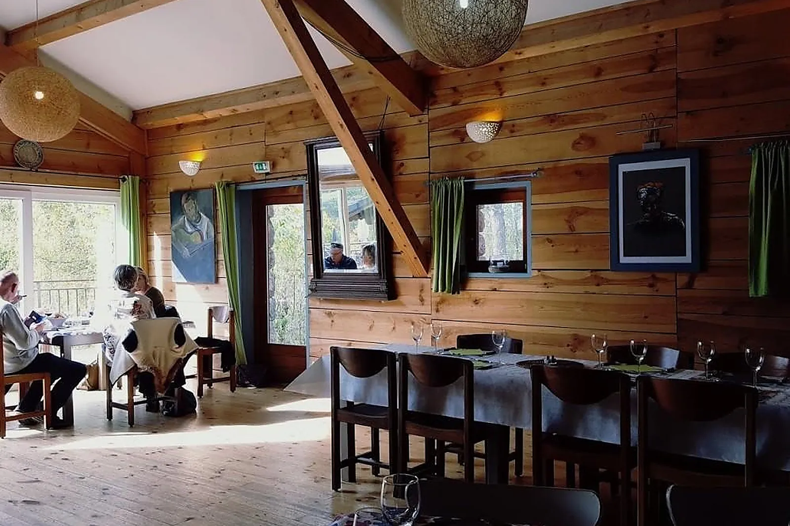 Lieux événementiels, L'OURS MAÇON