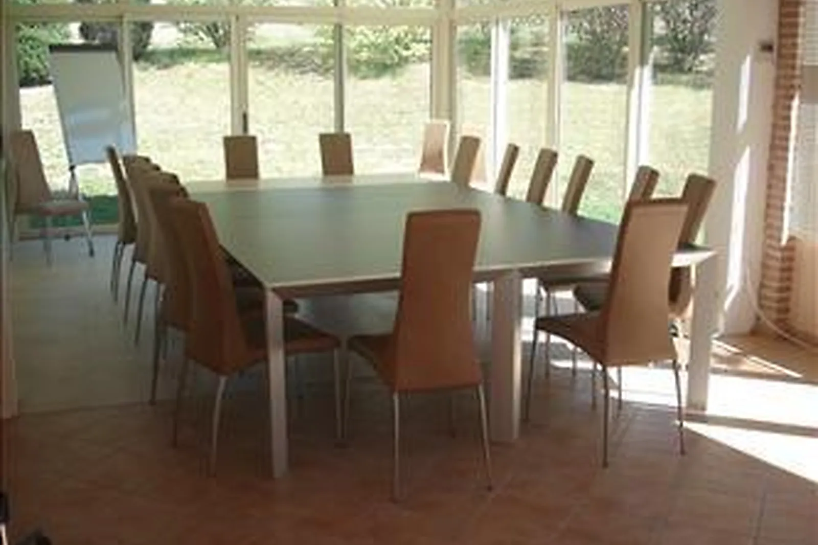 Lieux événementiels, LL&RSQUO;OUSTAL DU LAURAGAIS