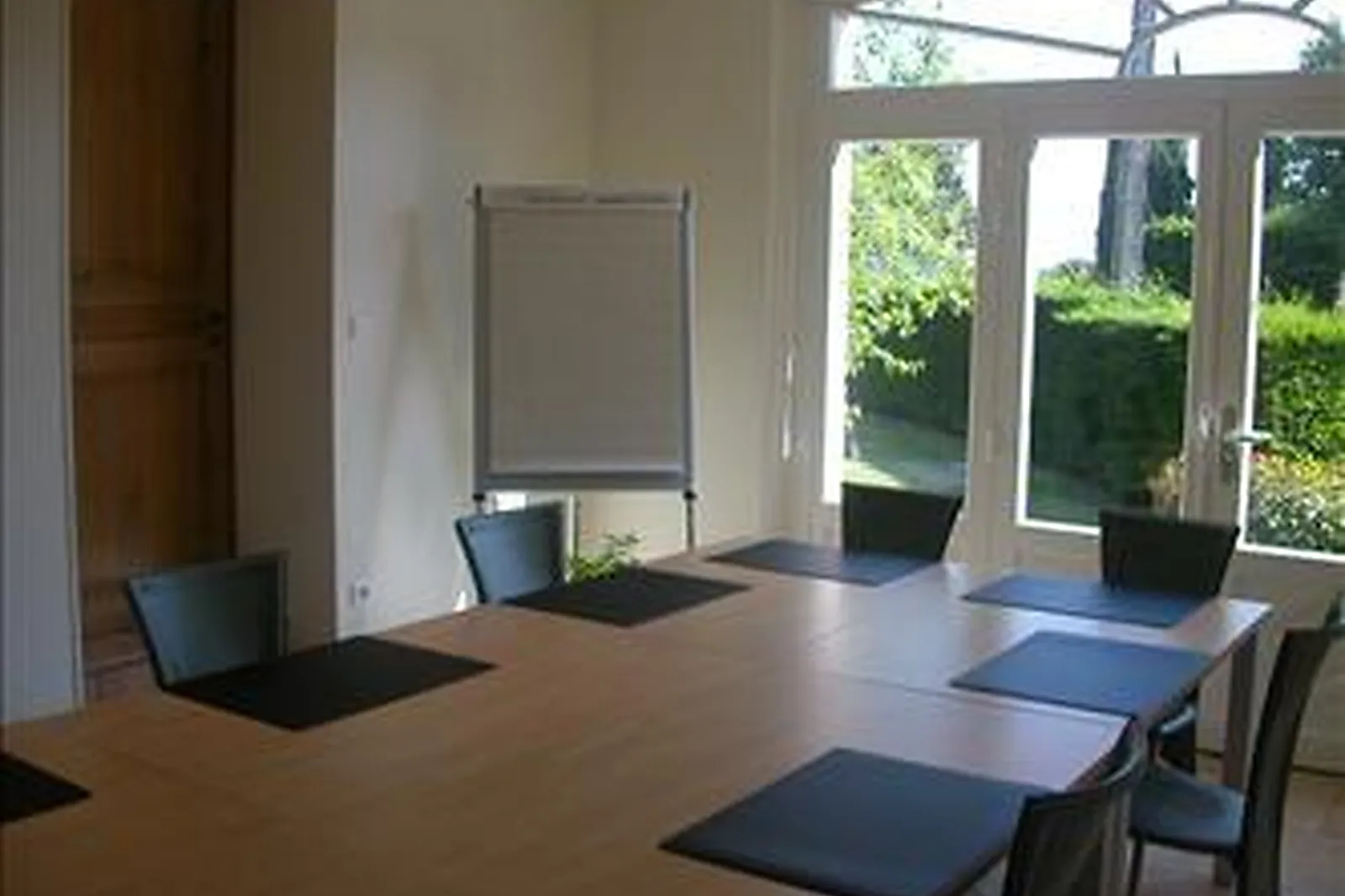 Lieux événementiels, LL&RSQUO;OUSTAL DU LAURAGAIS