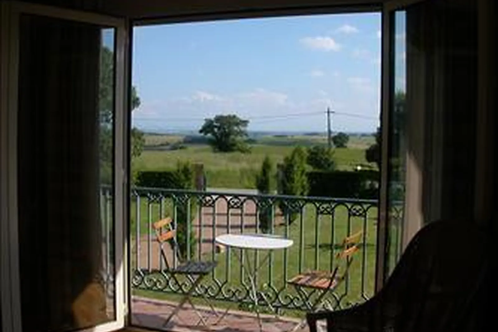 Lieux événementiels, LL&RSQUO;OUSTAL DU LAURAGAIS