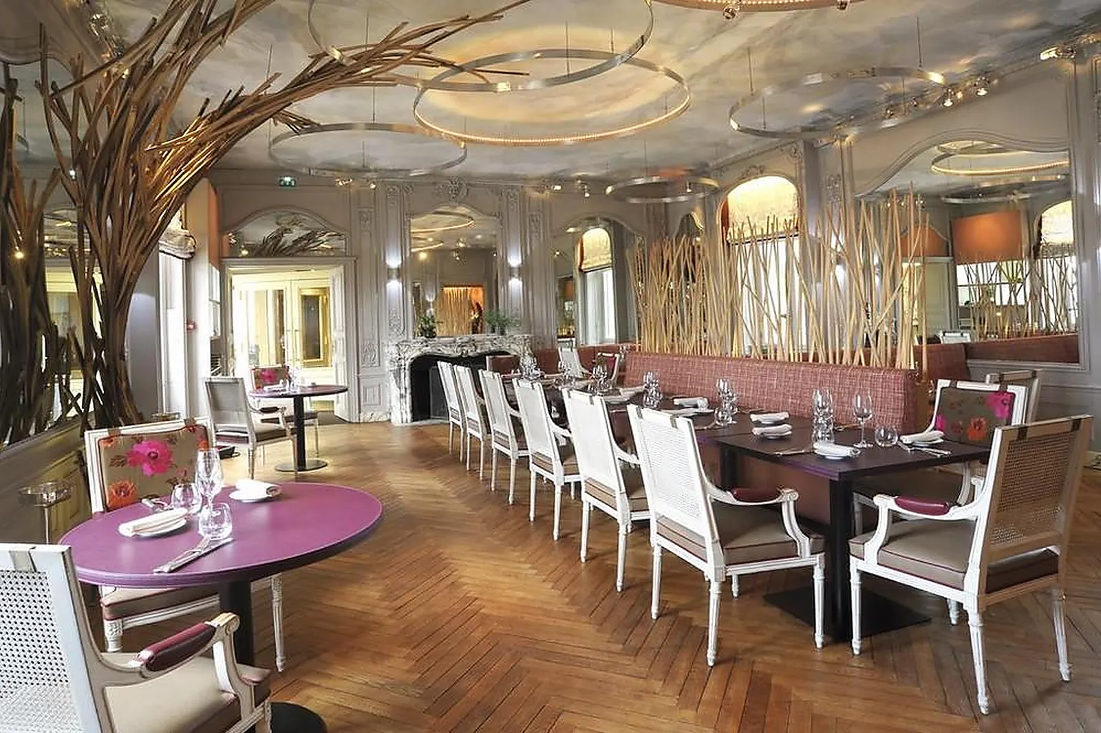 Lieux événementiels, LL&RSQUO;YEUSE