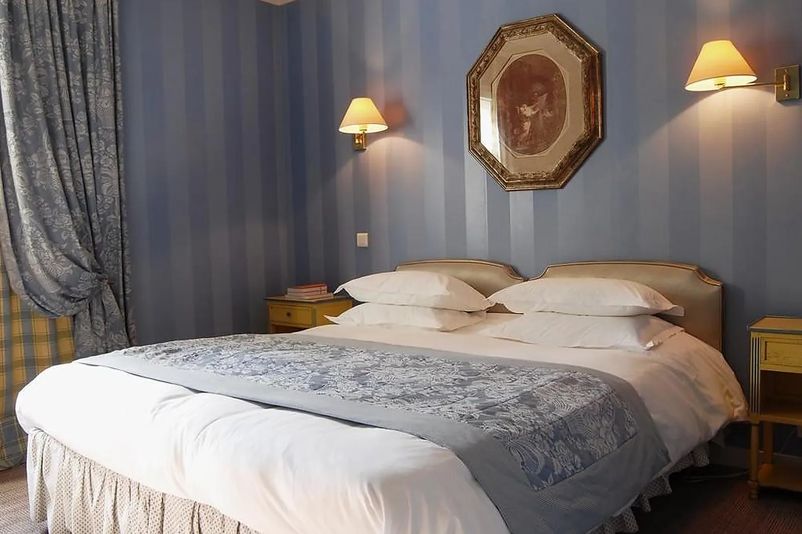 Lieux événementiels, LL&RSQUO;YEUSE