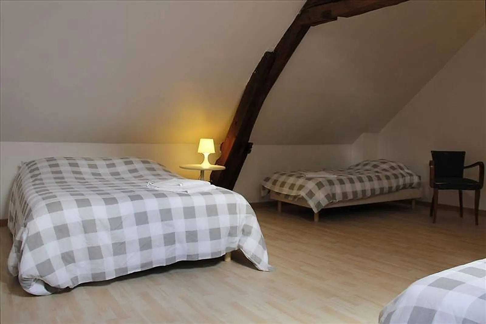 Lieux événementiels, L'ÉCURIE D'EMMA