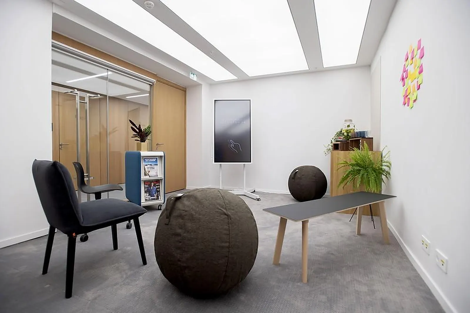 Lieux événementiels, LAHO BUSINESS CENTER