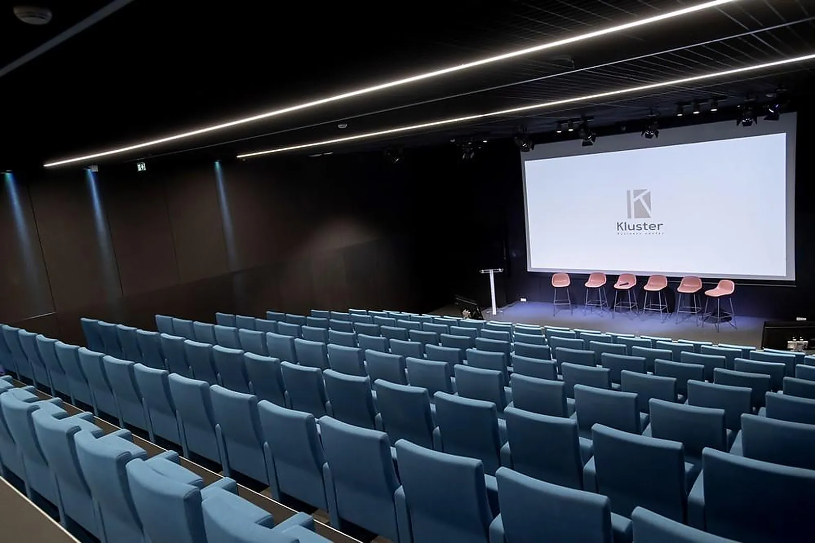 Lieux événementiels, LAHO BUSINESS CENTER