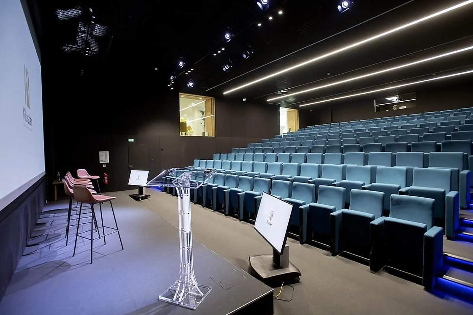 Lieux événementiels, LAHO BUSINESS CENTER