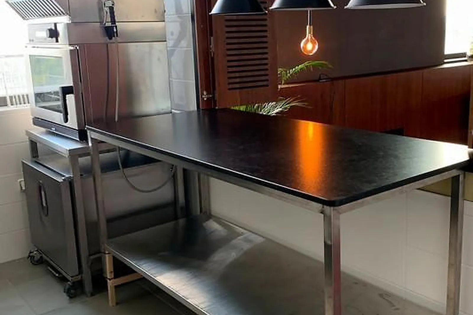 Lieux événementiels, L’ASCENSOIR