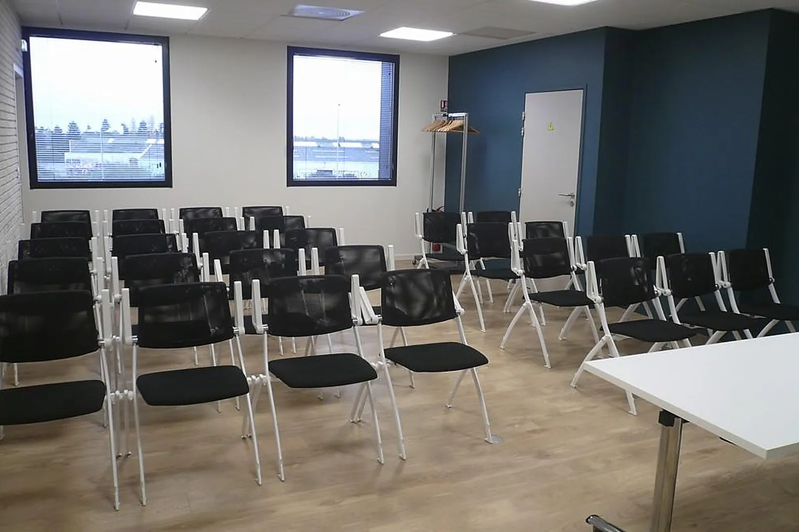 Lieux événementiels, L-EVÈNEMENTS