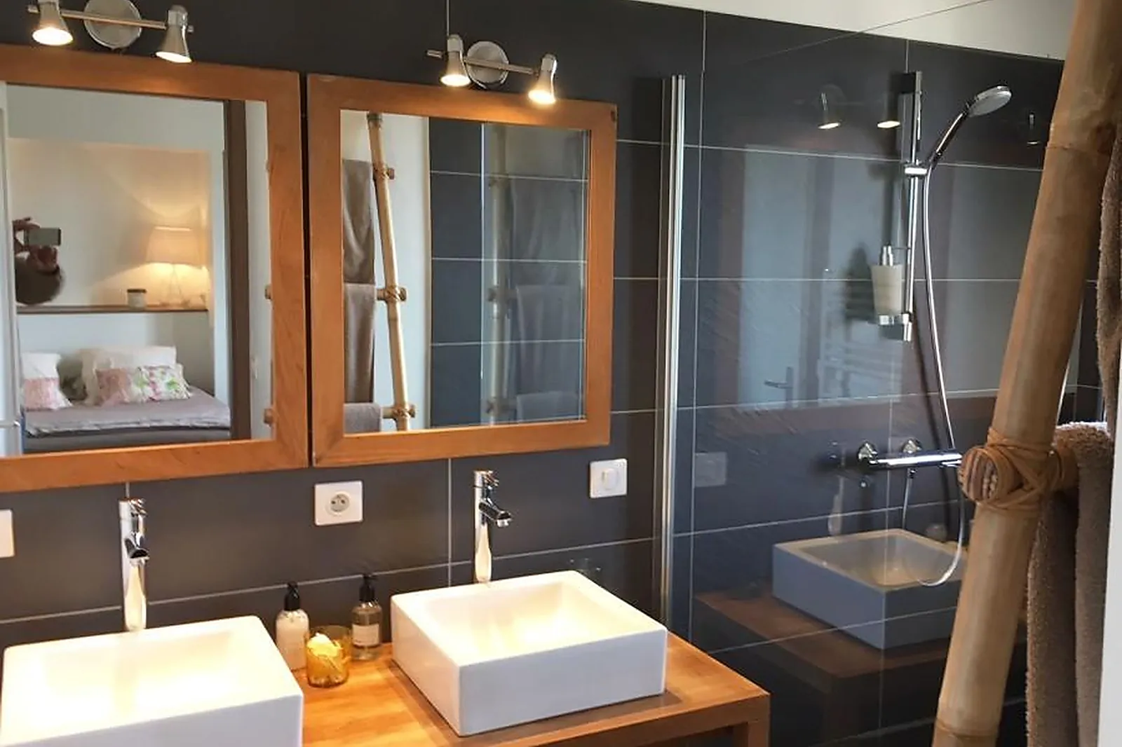 Lieux événementiels, LA BASTIDE ROUGE