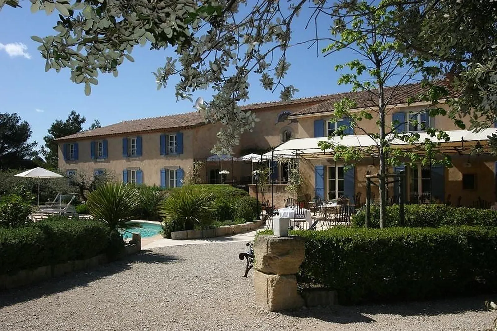 Lieux événementiels, LA BASTIDE D'EYGALIÈRES