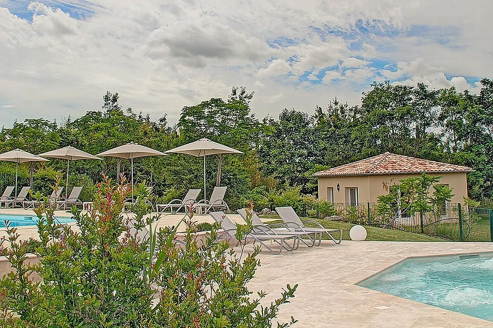 Lieux événementiels, LA BASTIDE D'IRIS