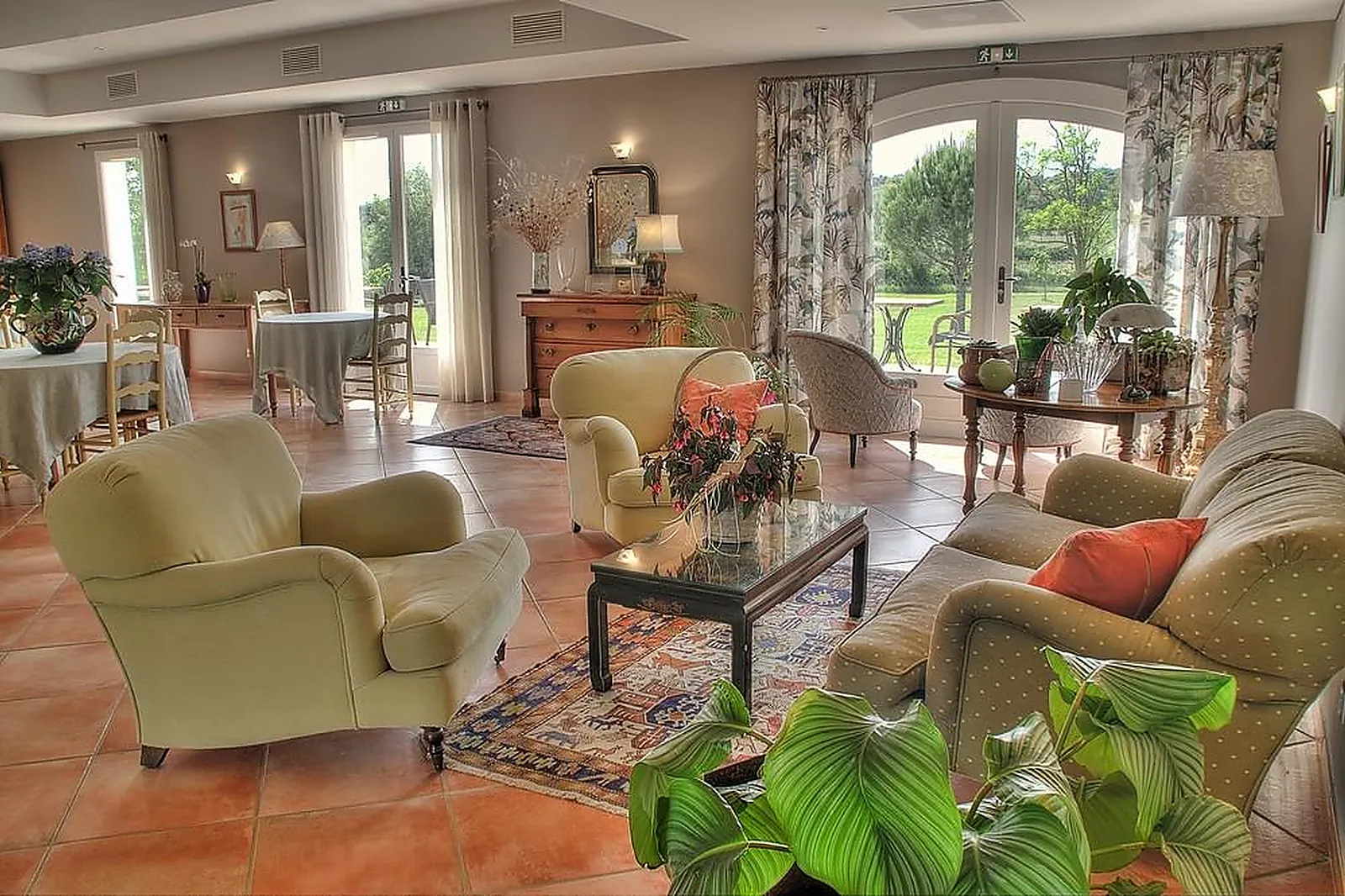 Lieux événementiels, LA BASTIDE D'IRIS