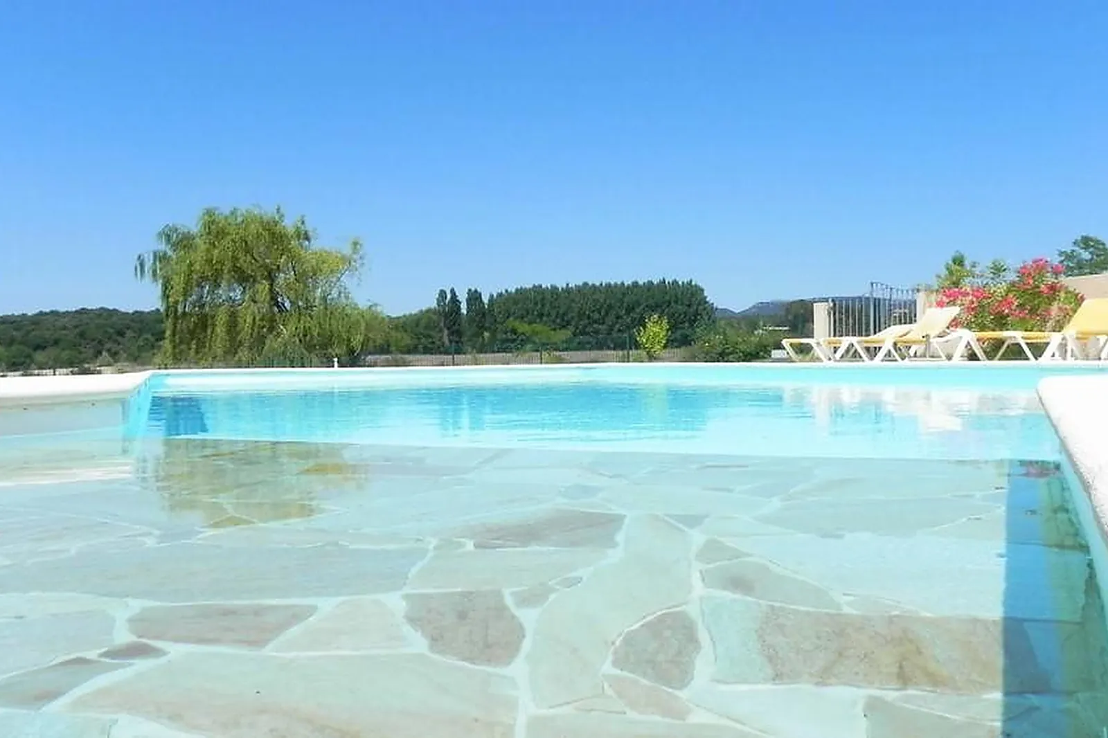 Lieux événementiels, LA BASTIDE D'IRIS