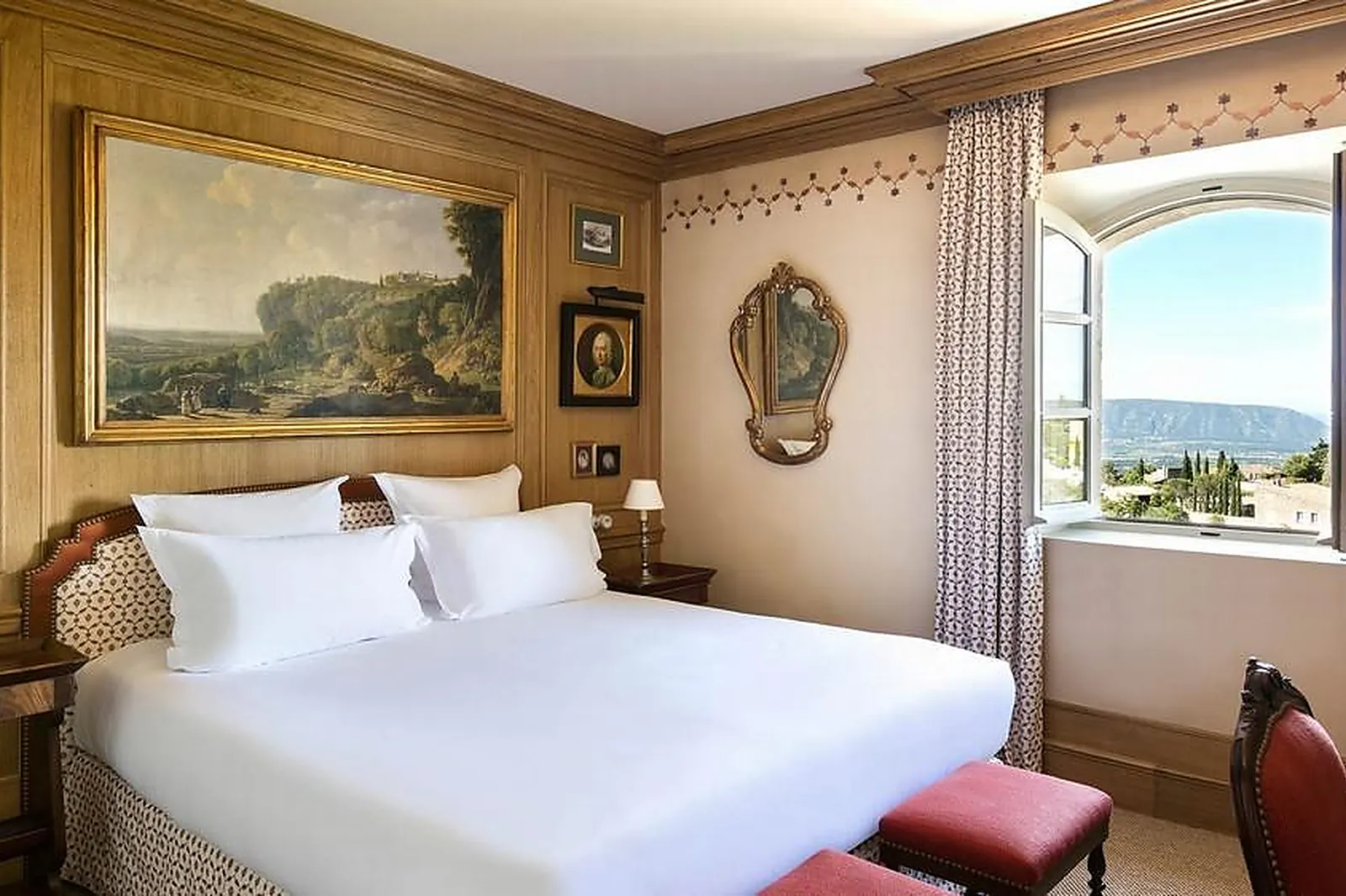 Lieux événementiels, LA BASTIDE DE GORDES ET SPA