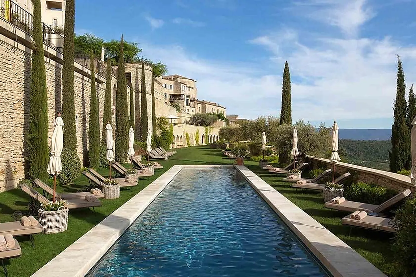 Lieux événementiels, LA BASTIDE DE GORDES ET SPA