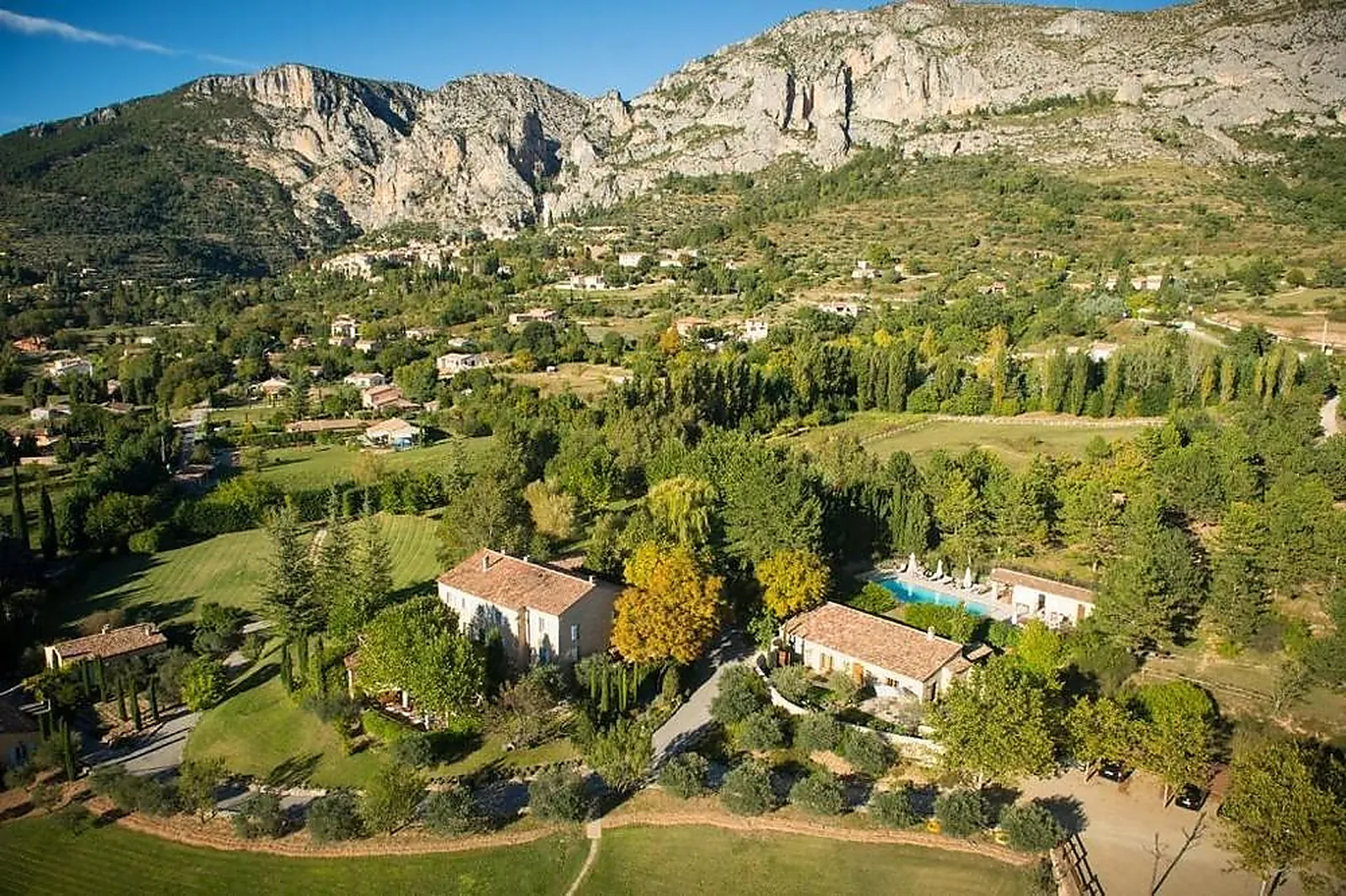 Lieux événementiels, LA BASTIDE DE MOUSTIERS