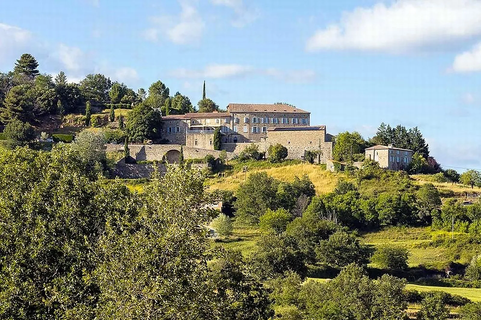 Lieux événementiels, LA BASTIDE DE SANILHAC