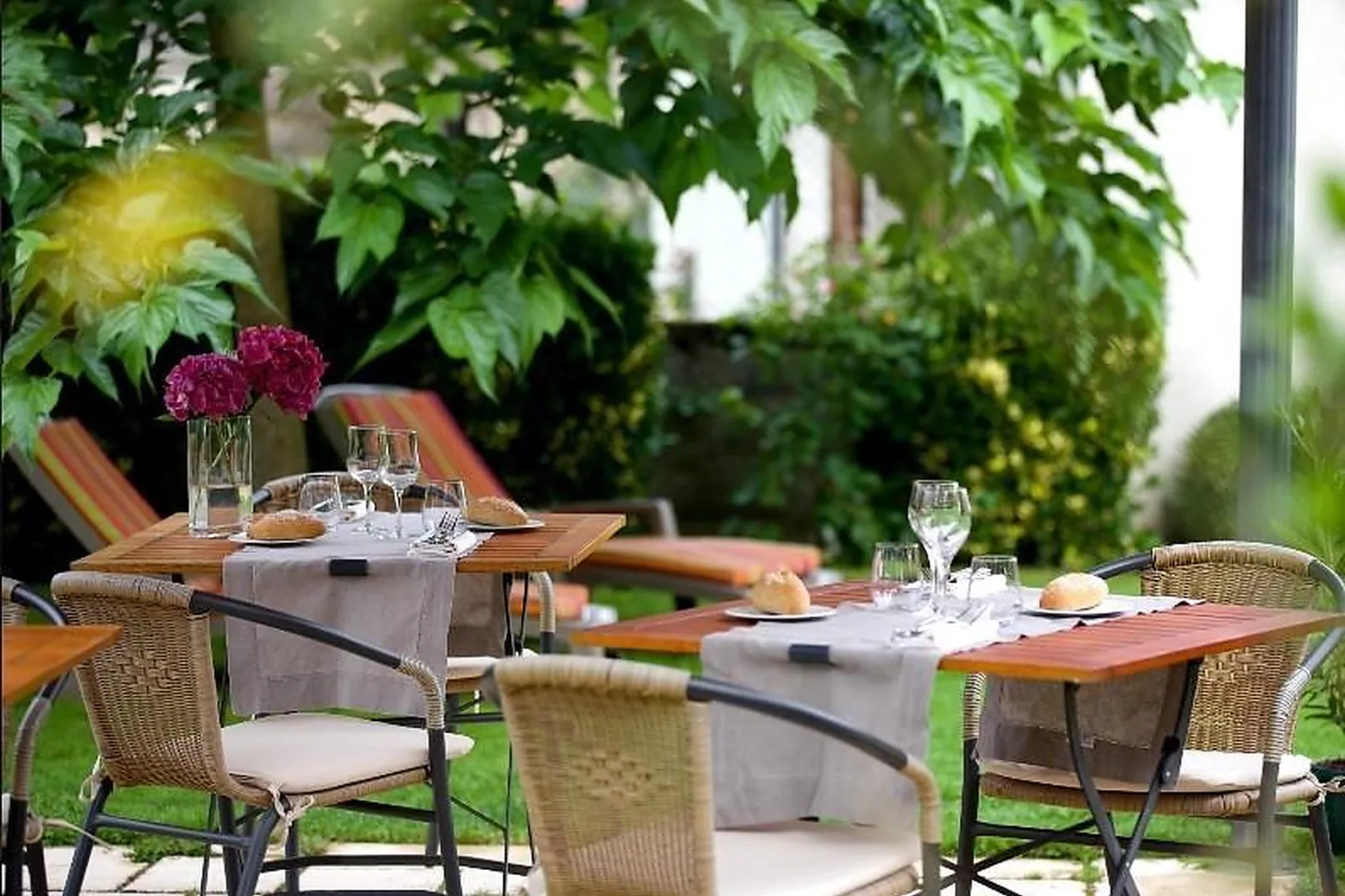 Lieux événementiels, LA BONNE AUBERGE