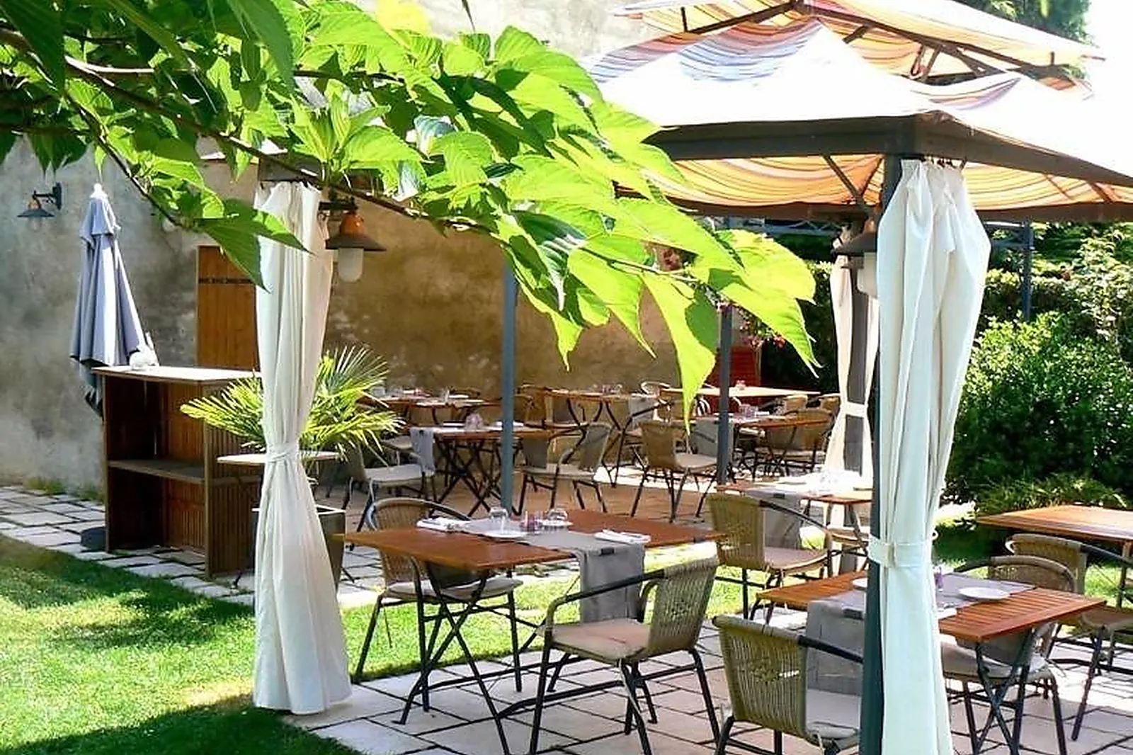 Lieux événementiels, LA BONNE AUBERGE