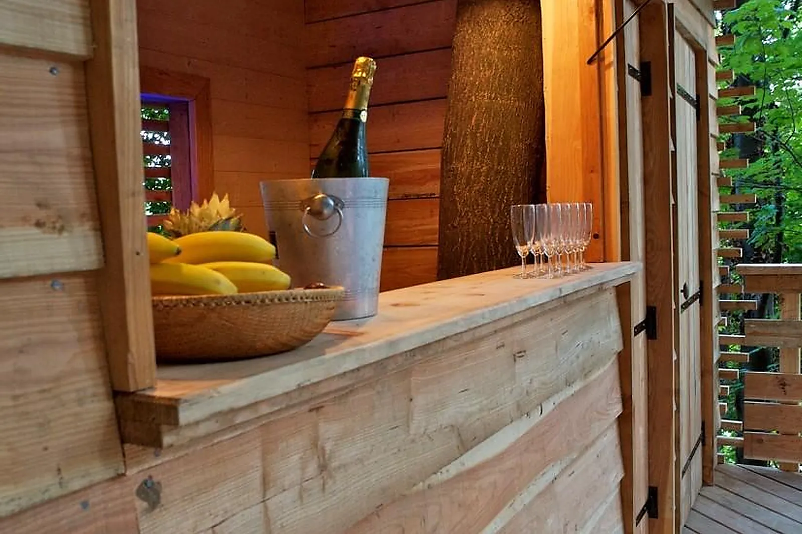 Lieux événementiels, LA CABANE DE LYON - STE FOY