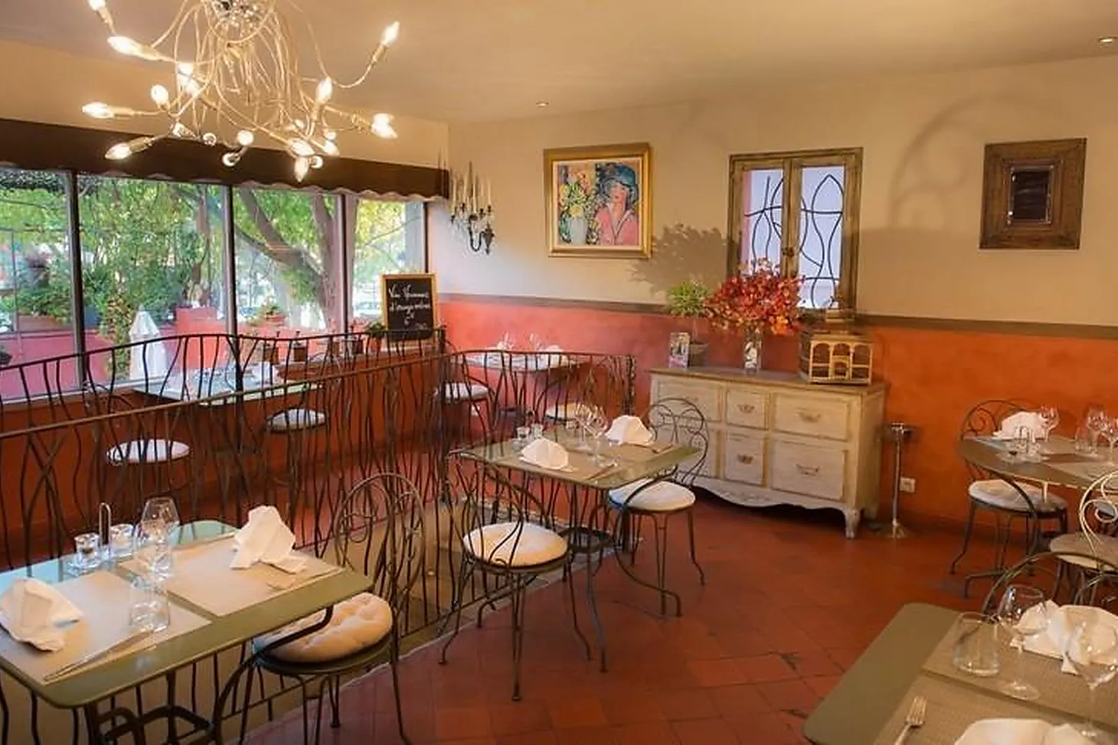 Lieux événementiels, LA CANTINA