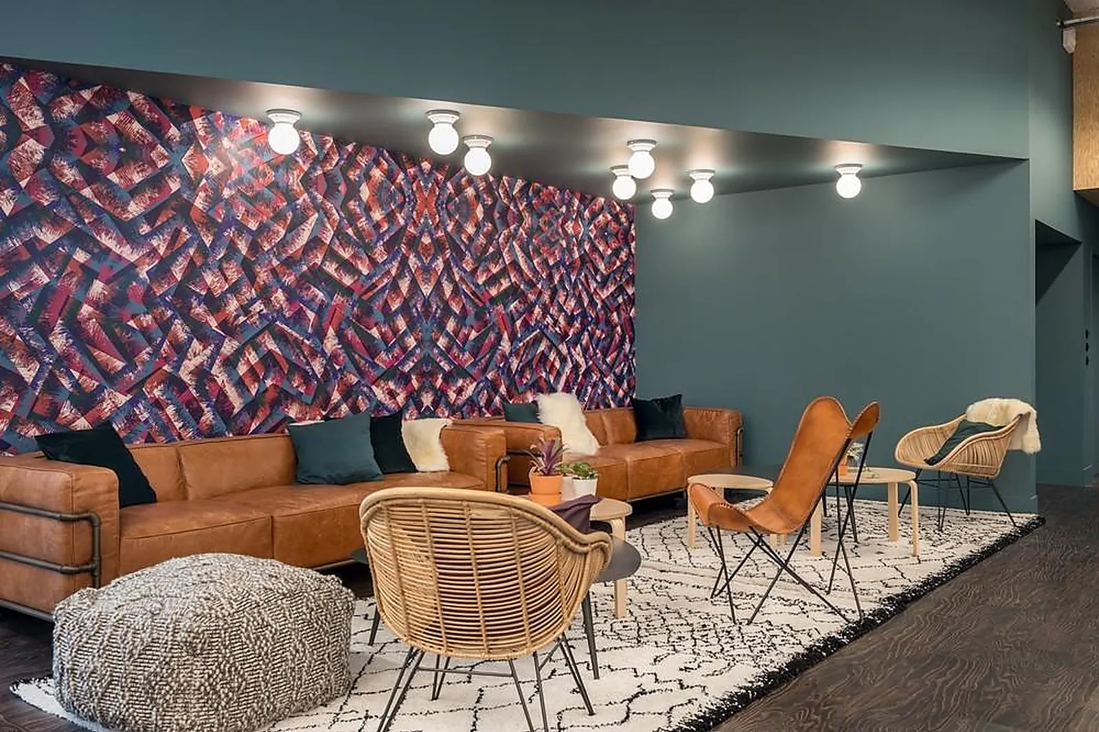 Lieux événementiels, LA CANTINE