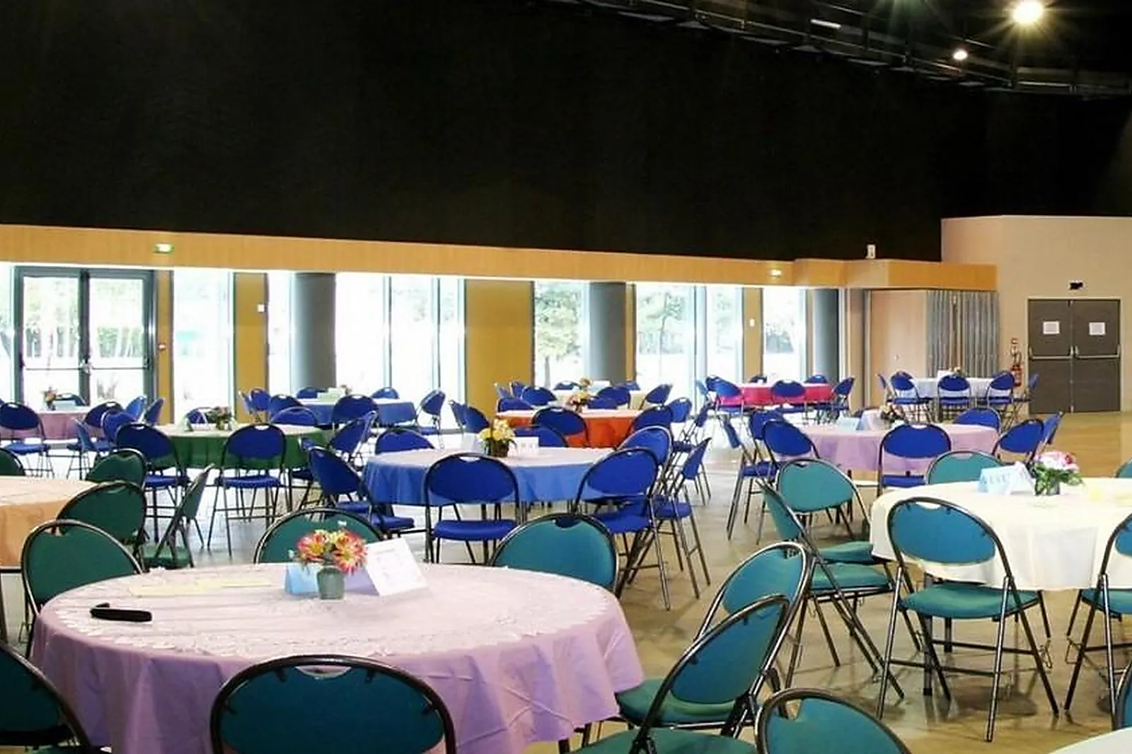 Lieux événementiels, LA CARAVELLE