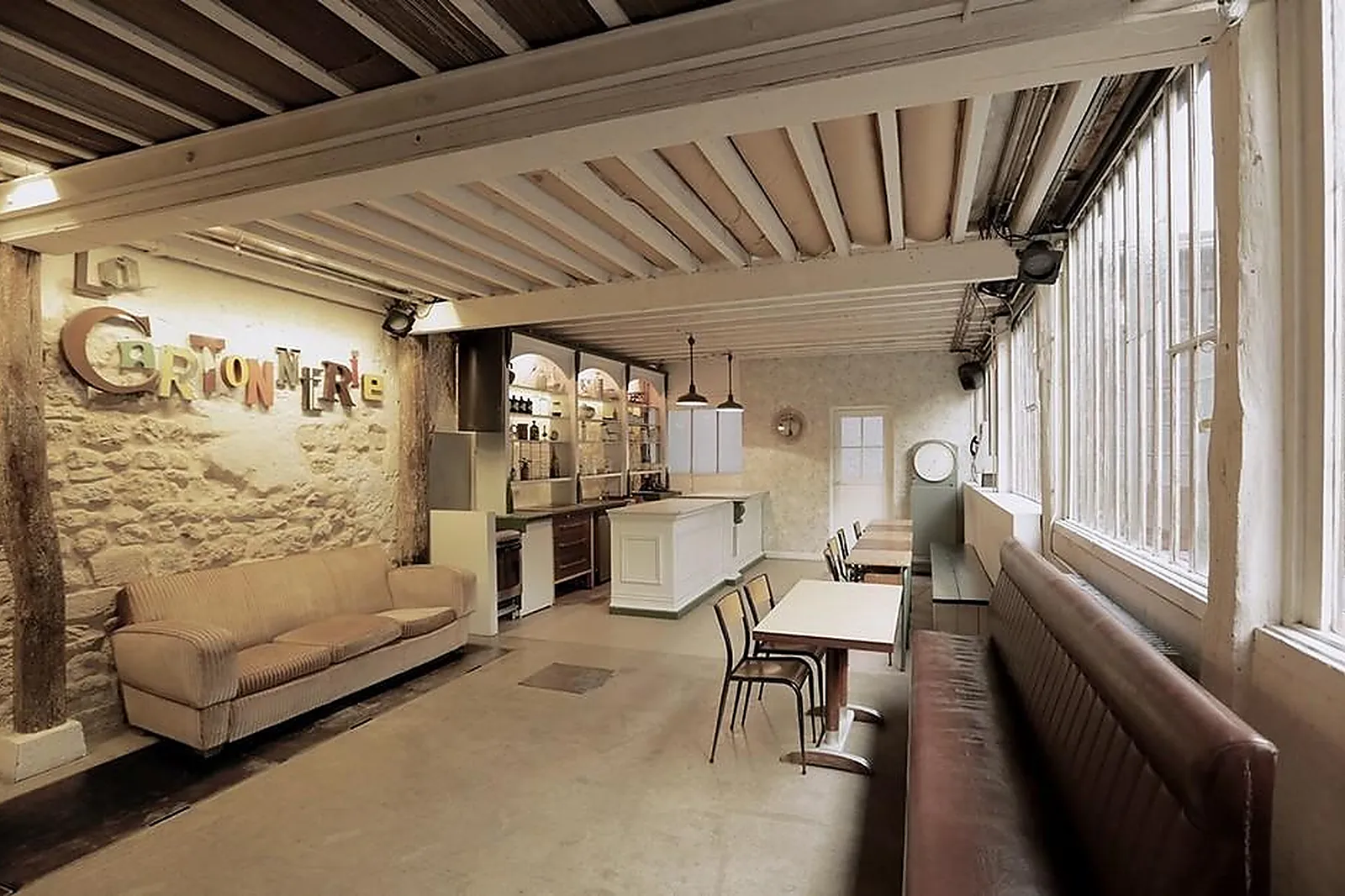 Lieux événementiels, LA CARTONNERIE