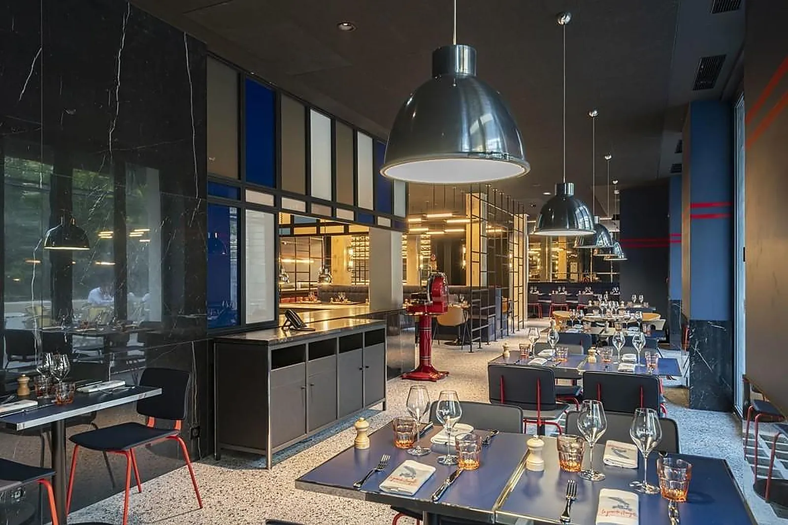 Lieux événementiels, LA CASERNE CHANZY HOTEL  SPA