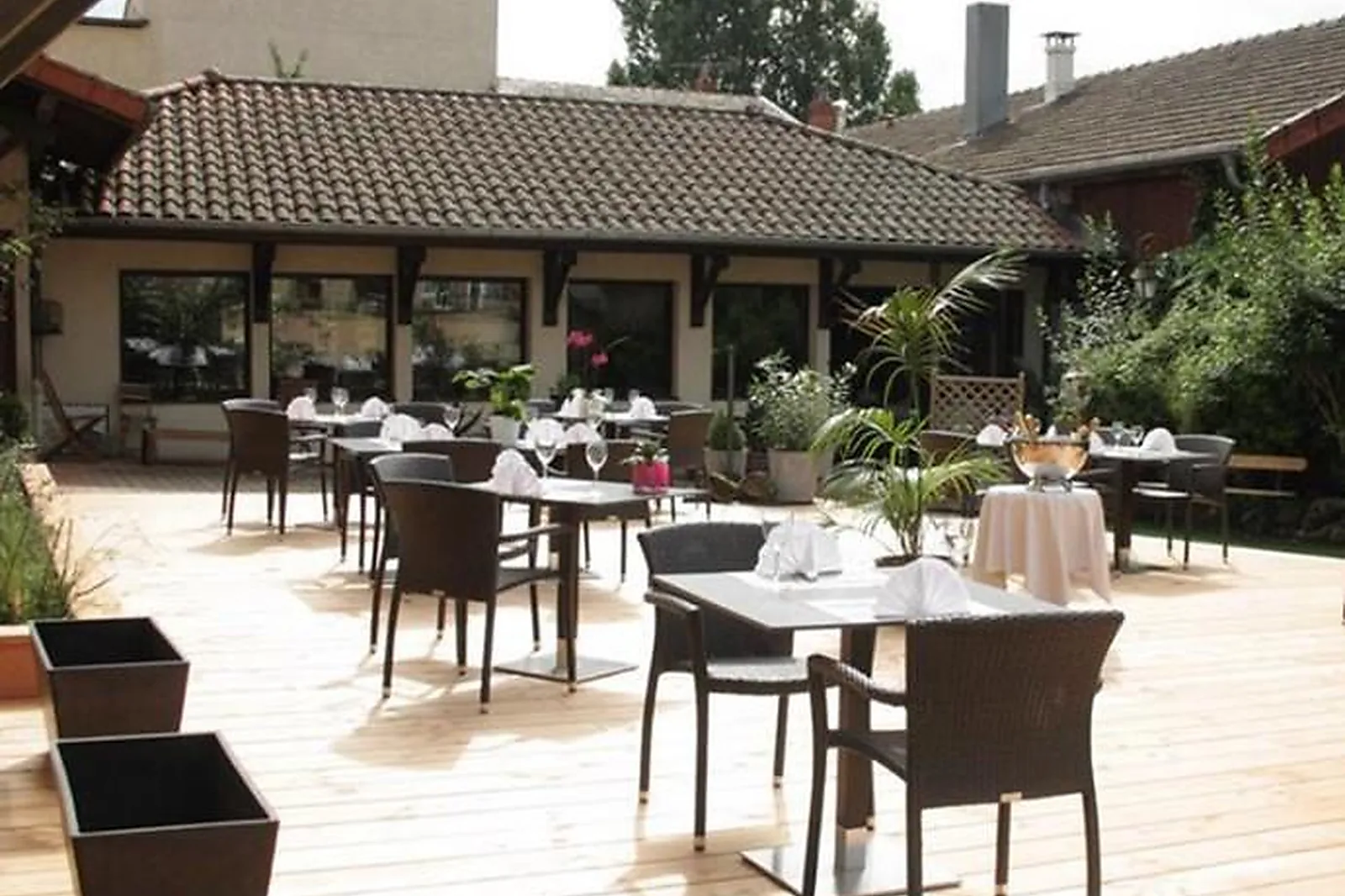 Lieux événementiels, LA CHAUMIÈRE