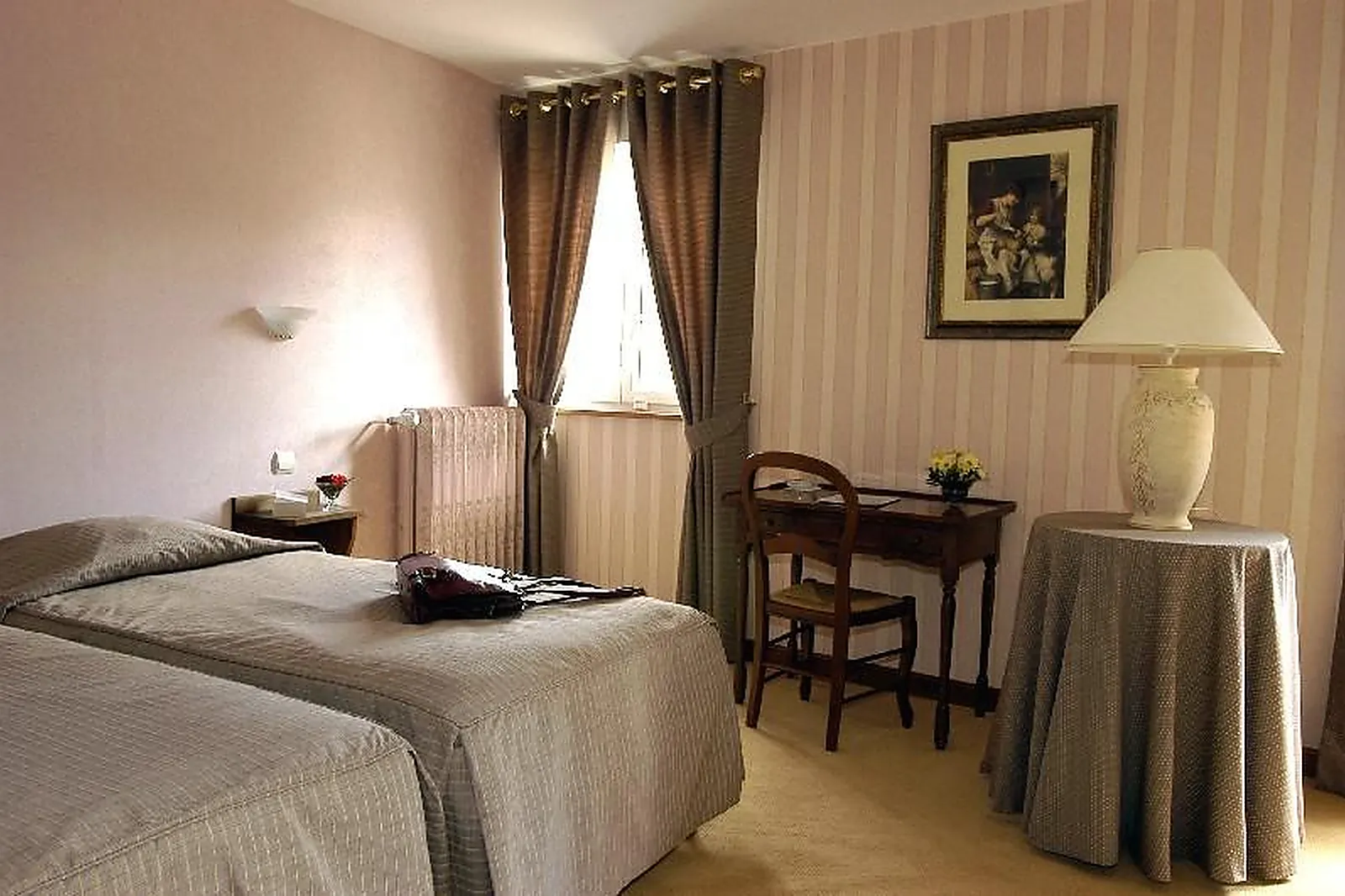 Lieux événementiels, LA CHAUMIÈRE HÔTEL RESTAURANT