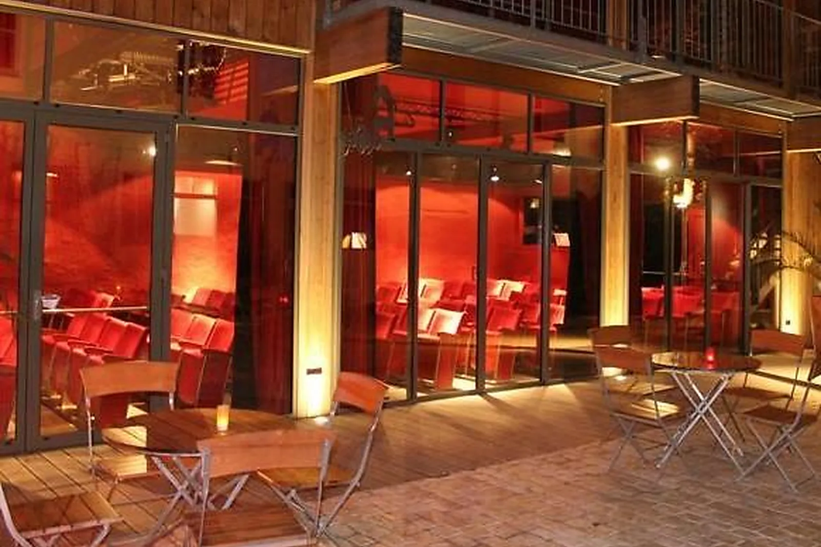 Lieux événementiels, LA CIE DU CAFÉ THÉÂTRE