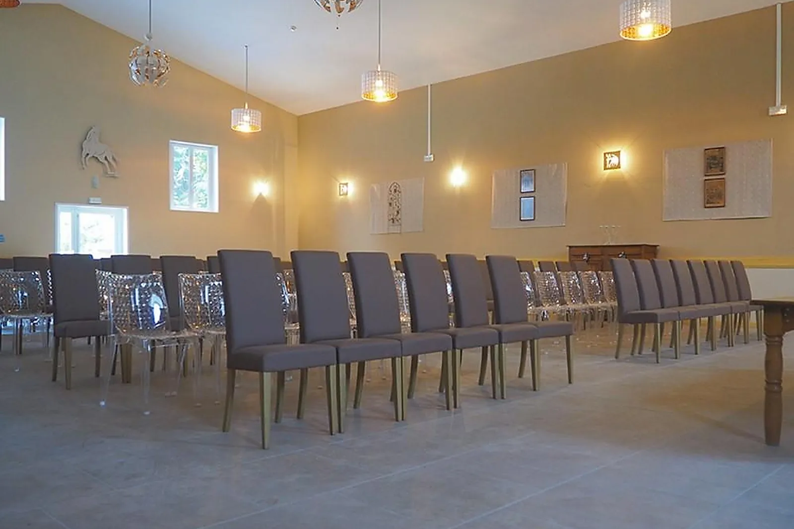 Lieux événementiels, LA CLAIRE FONTAINE